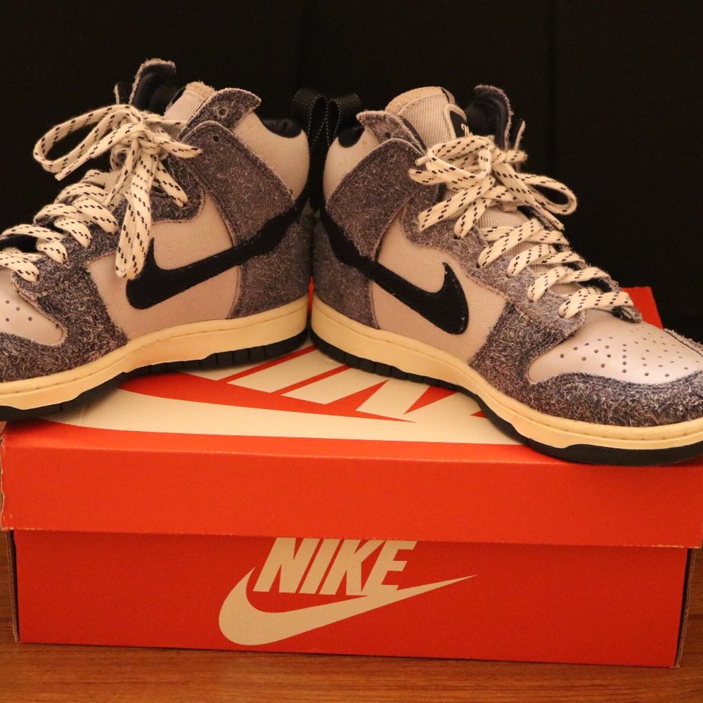 Nike Dunk - Picture 3 of 5